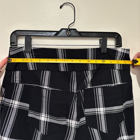 New York & Company size Large pants - Picture 6 of 7